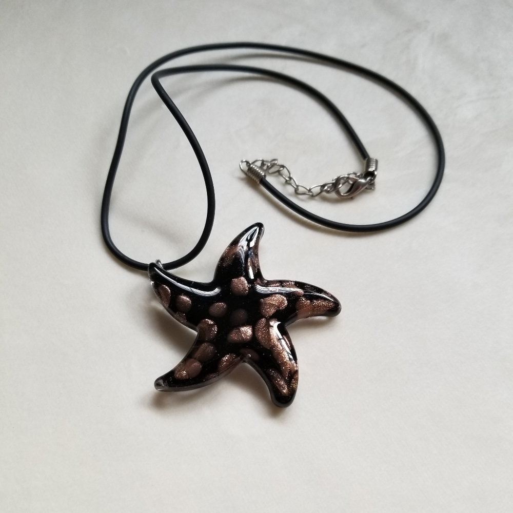 Glass starfish necklace